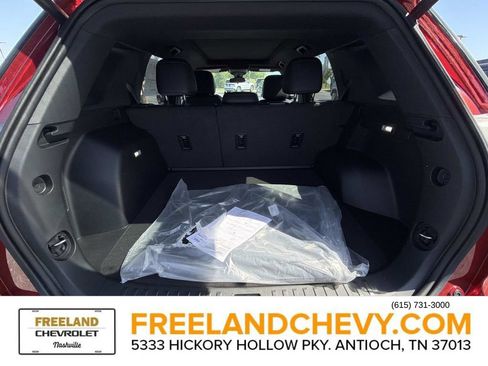 New 2026 Chevrolet Equinox LT w/ Convenience Package II FWD image 10