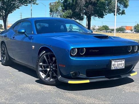 Used 2020 Dodge Challenger R/T Scat Pack w/ Plus Package RWD image 2