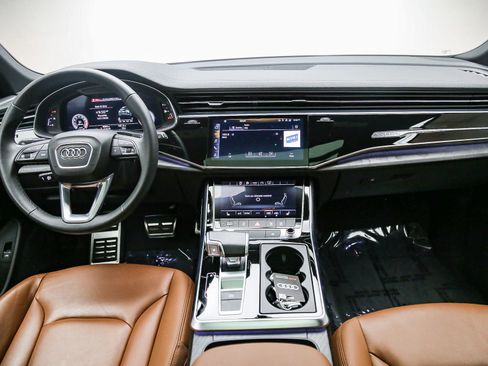 Certified 2023 Audi Q8 Premium w/ Convenience Package AWD/4WD image 13