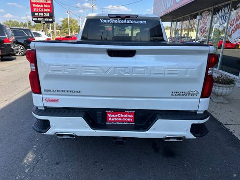 Used 2021 Chevrolet Silverado 1500 High Country w/ Technology Package AWD/4WD image 4