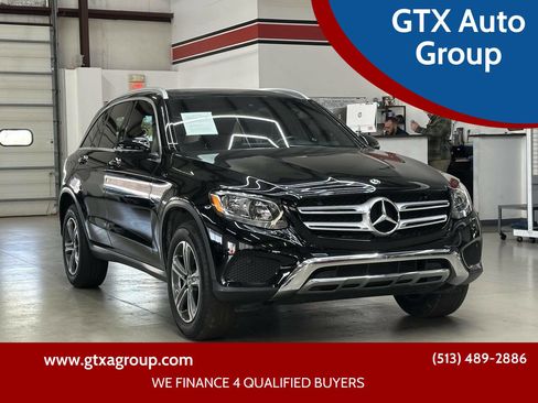 Used 2019 Mercedes-Benz GLC 300 GLC 300 4MATIC AWD 4dr SUV image 1