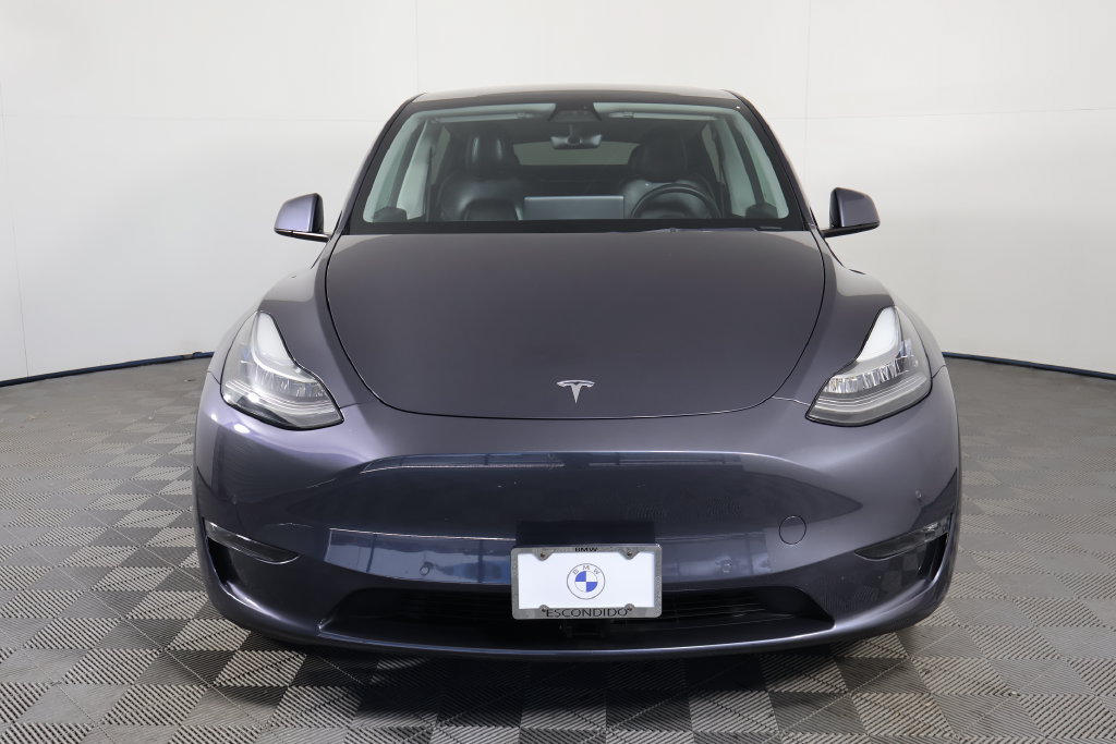 Used 2022 Tesla Model Y Long Range AWD/4WD image 2
