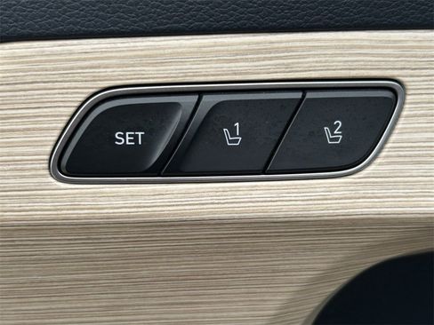 Used 2024 Hyundai Palisade Limited image 29