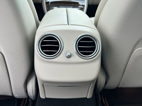 Used 2023 Mercedes-Benz E 350 Sedan image 55