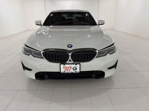 Used 2020 BMW 330i xDrive Sedan w/ Executive Package AWD/4WD image 8