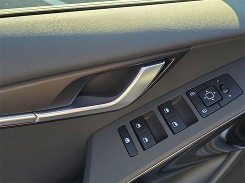 New 2025 Kia Niro Wind image 21