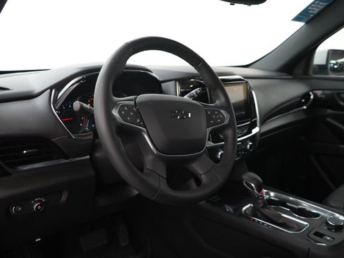 Used 2023 Chevrolet Traverse RS AWD/4WD image 26