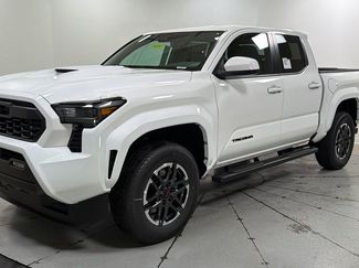 New 2026 Toyota Tacoma TRD Sport video 1