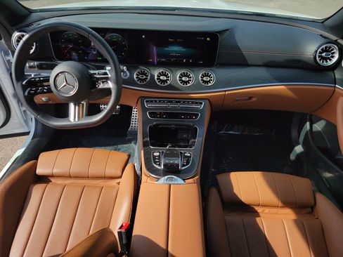 Used 2023 Mercedes-Benz E 450 Cabriolet image 17