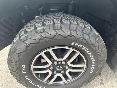 Used 2025 INEOS Grenadier AWD/4WD image 23