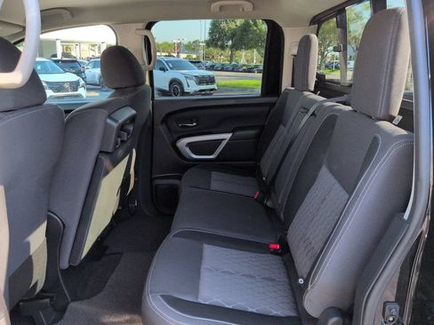 Used 2024 Nissan Titan SV AWD/4WD image 13