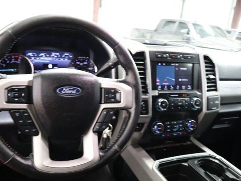 Used 2019 Ford F250 Lariat AWD/4WD image 38