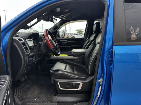 Used 2021 RAM 1500 Laramie w/ Sport Appearance Package AWD/4WD image 8