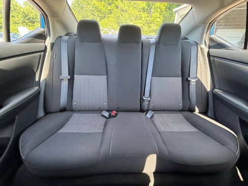 Used 2025 Nissan Sentra SV FWD image 29