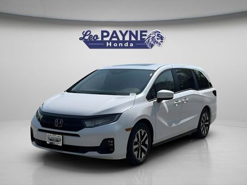 Certified 2026 Honda Odyssey EX-L image 3