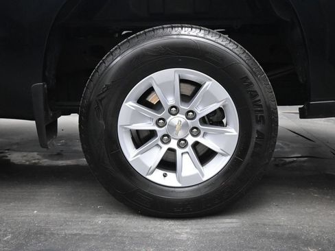 Used 2019 Chevrolet Silverado 1500 W/T w/ WT Convenience Package AWD/4WD image 11