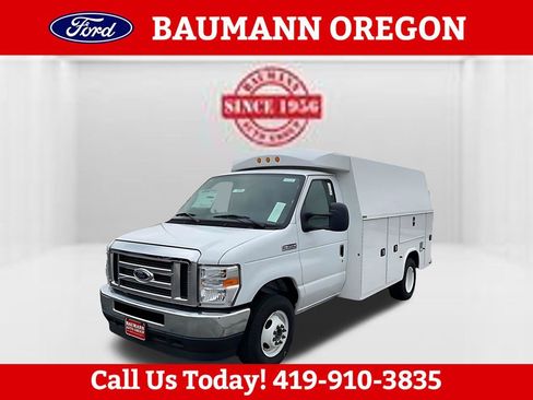 New 2025 Ford E-350 and Econoline 350 Super Duty w/ Power Equipment Group RWD image 9