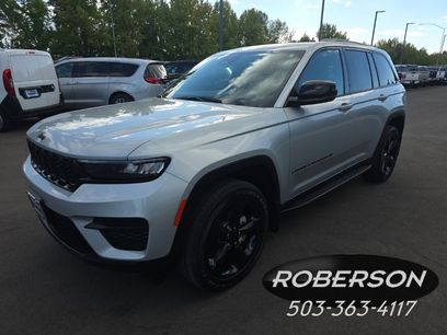 Used 2024 Jeep Grand Cherokee Altitude