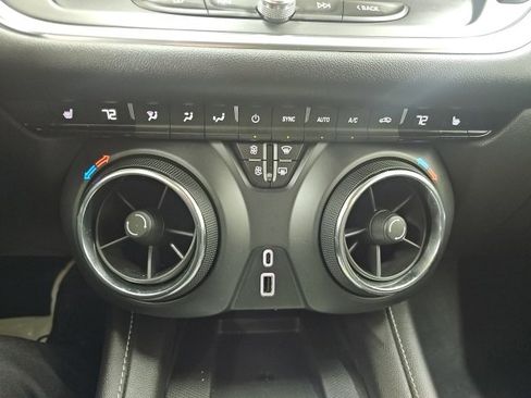 Used 2024 Chevrolet Blazer LT w/ Convenience Package image 8