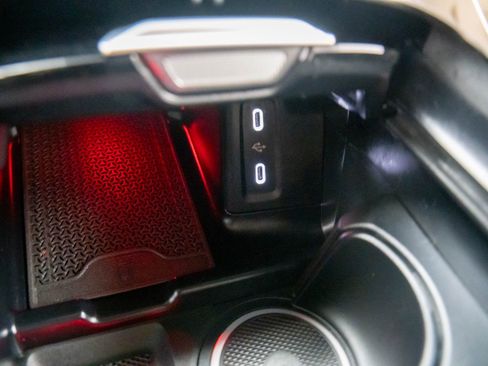 New 2025 Mercedes-Benz GLC 350e 4MATIC image 25