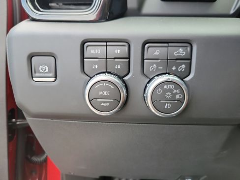 New 2026 GMC Sierra 1500 AT4 w/ AT4 Premium Package image 22