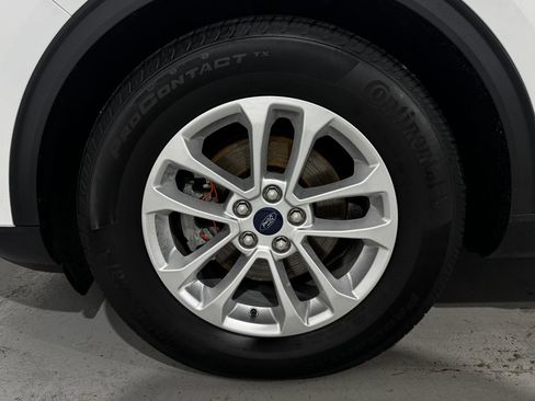 Used 2022 Ford Escape SE image 8