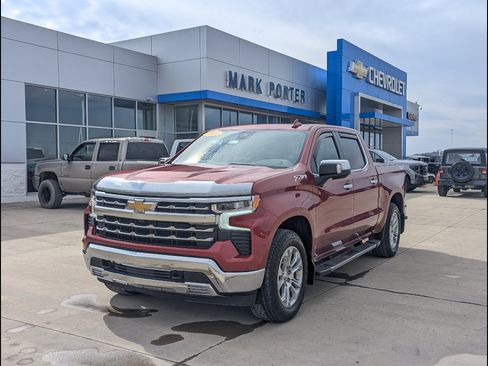 Used 2022 Chevrolet Silverado 1500 LTZ w/ LTZ Premium Package AWD/4WD image 1