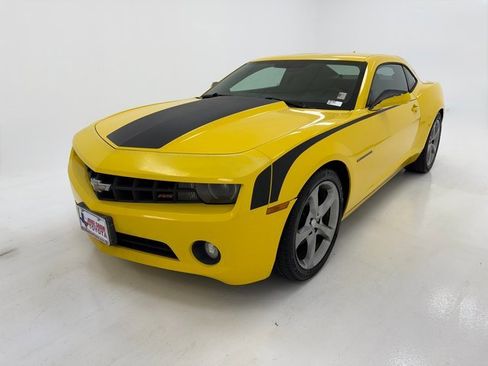 Used 2013 Chevrolet Camaro LT w/ RS Package image 4