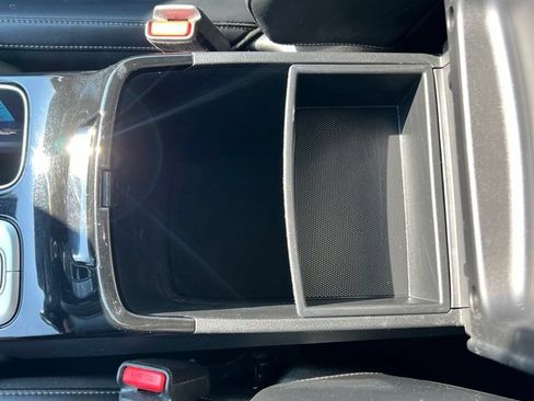 Used 2022 Kia Telluride S AWD/4WD image 16