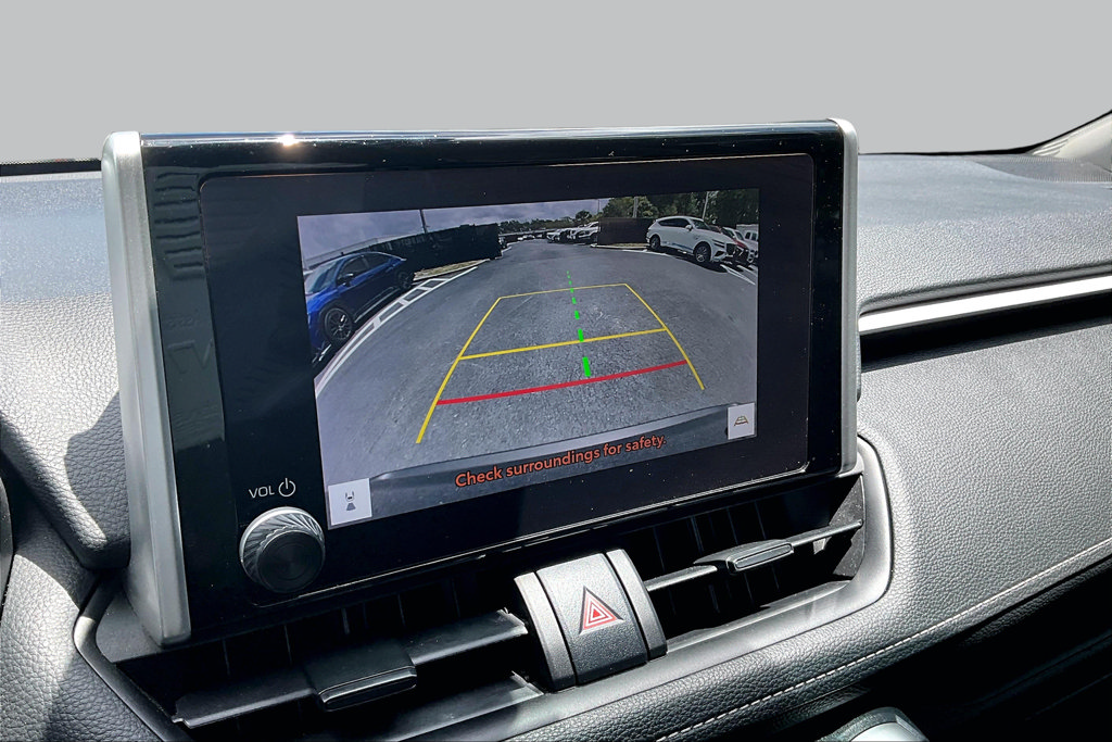 Used 2024 Toyota RAV4 XLE FWD image 14