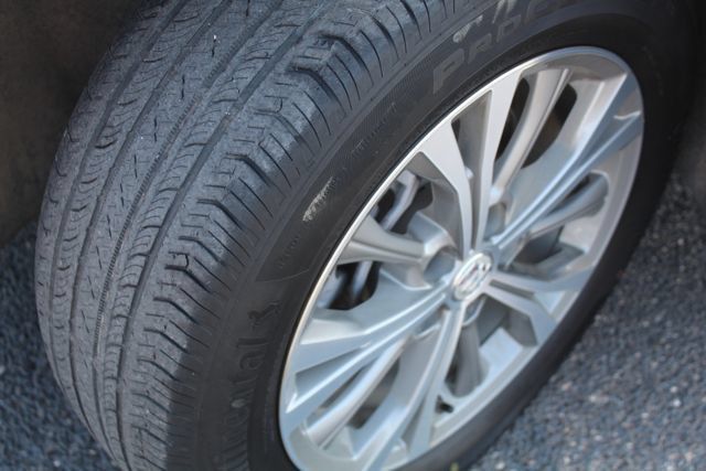 Certified 2022 Buick Envision Preferred FWD image 12