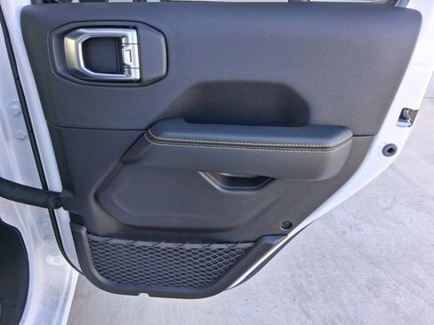 New 2026 Jeep Gladiator Mojave AWD/4WD image 22