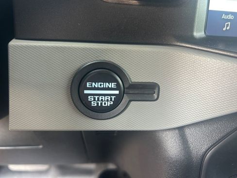 Used 2021 Ford Bronco Badlands image 35