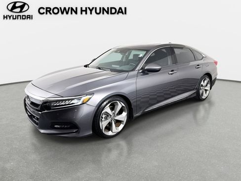 Used 2018 Honda Accord Touring image 1