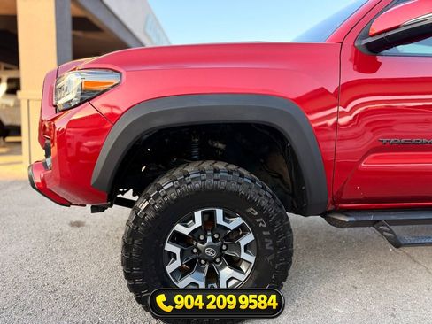 Used 2021 Toyota Tacoma TRD Off-Road w/ Technology Package AWD/4WD image 14