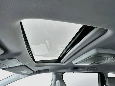 Certified 2018 Honda Odyssey EX-L image 22