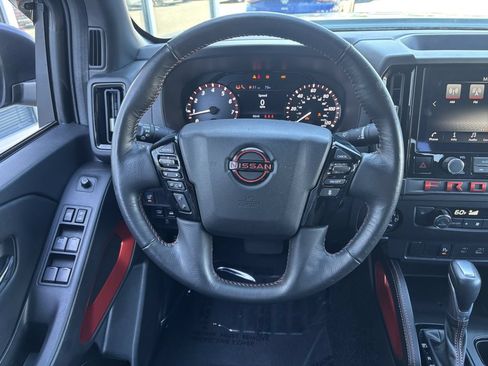 Used 2025 Nissan Frontier PRO-4X AWD/4WD image 14