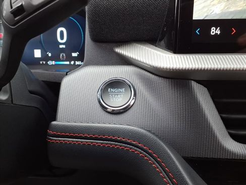 Used 2025 Ford Explorer ST-Line image 25