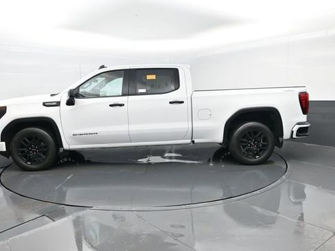 Used 2024 GMC Sierra 1500 Pro w/ Graphite Edition image 5