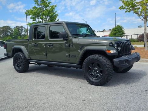 Certified 2021 Jeep Gladiator Sport AWD/4WD image 2