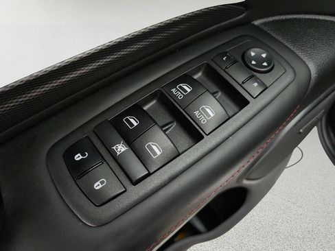 Used 2022 Dodge Durango R/T AWD/4WD image 27