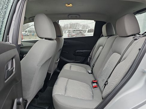 Used 2020 Chevrolet Sonic LT image 10