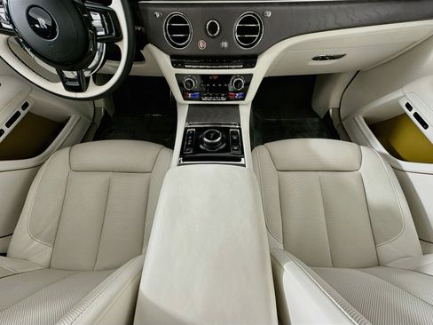Certified 2026 Rolls-Royce Ghost AWD/4WD image 23