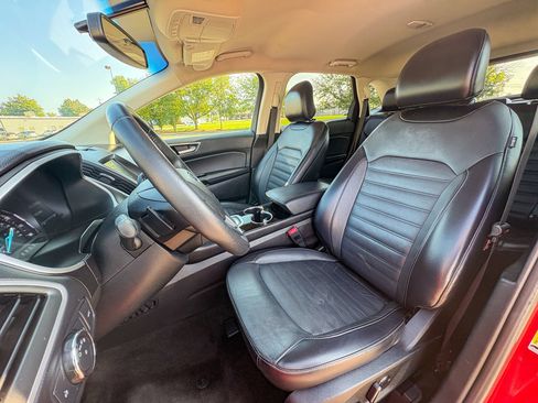 Used 2018 Ford Edge SEL w/ Equipment Group 201A AWD/4WD image 24