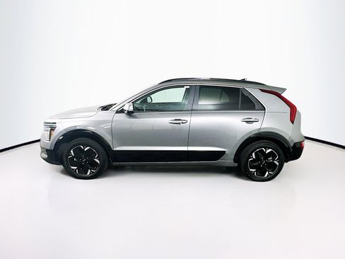 Used 2024 Kia Niro Wind FWD image 4