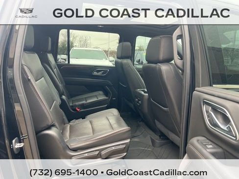 Used 2021 Chevrolet Suburban High Country w/ Premium Package image 8