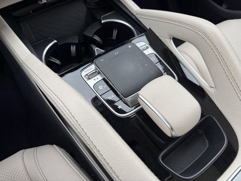 Used 2020 Mercedes-Benz GLE 450 4MATIC image 30