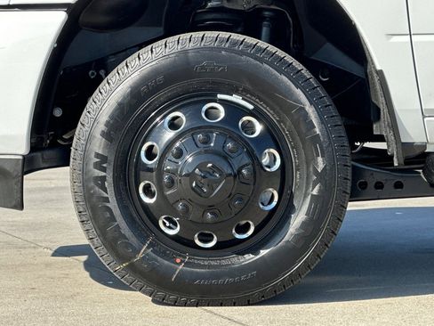 New 2026 RAM 3500 Laramie AWD/4WD image 26