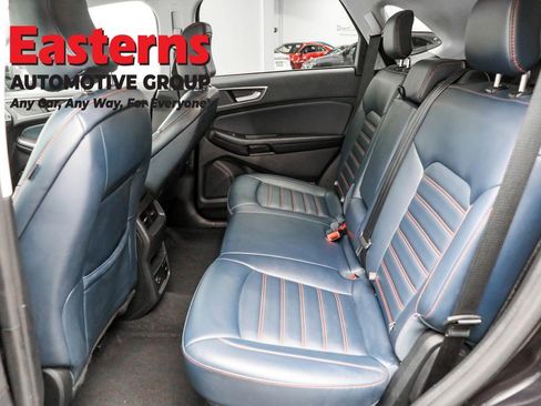 Used 2022 Ford Edge SEL w/ Sport Appearance Package image 21