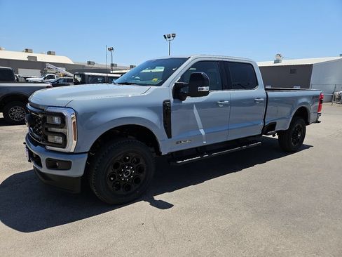 New 2026 Ford F350 Lariat w/ Black Appearance Package AWD/4WD image 5